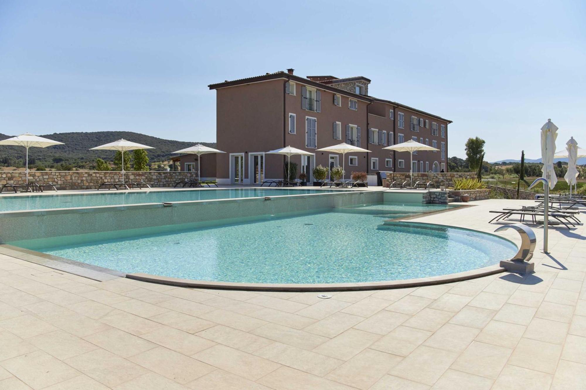 Riva Toscana Golf Resort & Spa Follonica Exteriör bild